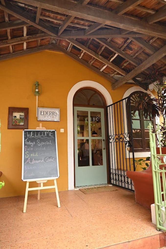 Ederra Stays & Cafe Panaji Eksteriør billede